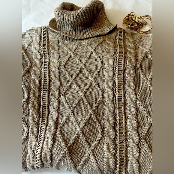 Brand: Zaful, size S, sweater dress, beige, with pockets - Picture 13 of 13